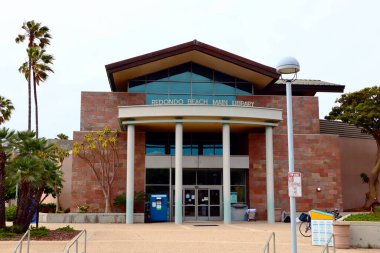 Redondo Sahili, Kaliforniya 26 Mayıs 2023: Redondo Plaj Kütüphanesi