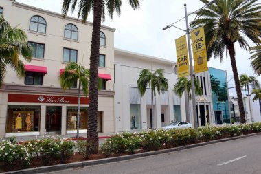 Redondo Plajı, Kaliforniya, ABD - 26 Mayıs 2023: Alışveriş caddesi 