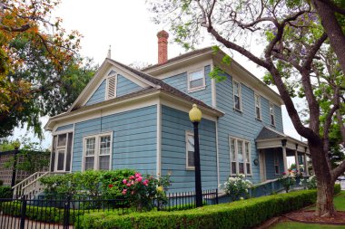 BELL (Los Angeles County), Kaliforniya, ABD - 31 Mayıs 2023: James George Bell Evi Müzesi 1876, The City of Bell, California 'nın kurucusunun tarihi evi