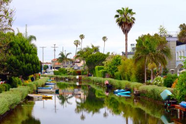 Los Angeles, Kaliforniya, ABD - 1 Haziran 2023: VENICE CANALS, Venedik Sahilinin Tarihi Bölgesi, Los Angeles, Kaliforniya