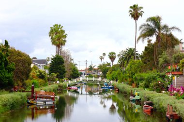 Los Angeles, Kaliforniya, ABD - 1 Haziran 2023: VENICE CANALS, Venedik Sahilinin Tarihi Bölgesi, Los Angeles, Kaliforniya