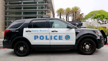 Santa Monica, Kaliforniya, ABD - 31 Mayıs 2023: Santa Monica Polis Departmanı Araba Departmanı