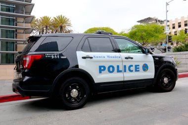 Santa Monica, Kaliforniya, ABD - 31 Mayıs 2023: Santa Monica Polis Departmanı Araba Departmanı