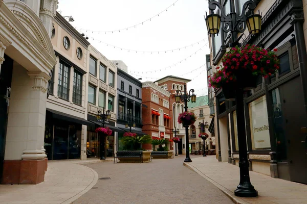 Beverly Hills, California, ABD - 1 Haziran 2023: 2 Rodeo Drive