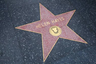 Hollywood (Los Angeles), Kaliforniya 29 Mayıs 2023: Hollywood Bulvarı 'nda Helen Hayes' in Yıldızı