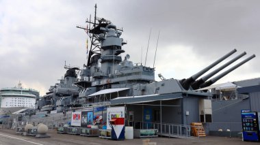 San Pedro (Los Angeles) California 2 Haziran 2023: Battleship IOWA BB-61 Müzesi, Los Angeles Limanı