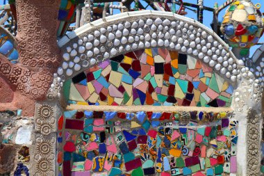 Los Angeles, Kaliforniya 3 Haziran 2023: WATTS TowERS 'in ayrıntıları Simon Rodia tarafından, mimari yapılar, Simon Rodia State Historic Park' ta 1727 Doğu 107. Cadde, Los Angeles