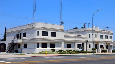 MAYWOOD (Los Angeles İlçesi), Kaliforniya 3 Haziran 2023: MAYWOOD Belediye Binası ve Polis Departmanı