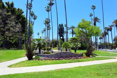 BEVERLY HILLS, California 2 Temmuz 2023: Will Rogers Memorial Park, Beverly Hills 'de Sunset Bulvarı, Cannon Drive ve Beverly Drive' da bulunan bir halk parkı.