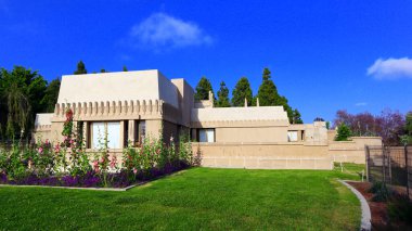 Los Angeles, Kaliforniya 4 Haziran 2023 Barnsdall Sanat Parkı, Los Angeles, Kaliforniya 'nın Doğu Hollywood bölgesinde yer almaktadır.