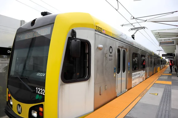 Los Angeles Kalifornien Juni 2023 Utsikt Över Tunnelbanetåget Kollektivtrafiken Los — Stockfoto