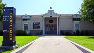 SOUTH GATE (Los Angeles County), Kaliforniya 27 Haziran 2023: 8650 California Bulvarı, Güney Kapısı