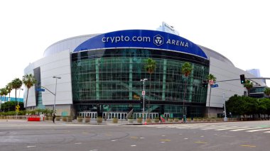 Los Angeles, Kaliforniya 8 Haziran 2023: crypto.com Arena (Staples Center olarak bilinir), Los Angeles şehir merkezindeki kapalı spor ve eğlence merkezi.