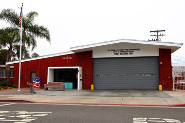 Hermosa Beach (LA County), Califorina 14 Haziran 2023: Los Angeles İtfaiye Departmanı, HERMOSA BEACH İtfaiye Merkezi 100, 540 Pier Ave, Hermosa Beach