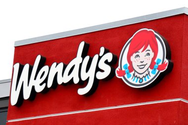 Los Angeles, Kaliforniya 16 Haziran 2023: Amerikan Uluslararası Fast-Food Restoran zinciri
