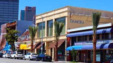 Los Angeles, Kaliforniya 4 Temmuz 2023 Persim Meydanı Los Angeles 'ta bir mahalle.