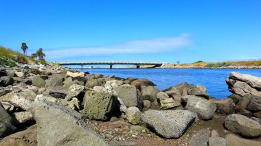 Marina del Rey (Los Angeles), Kaliforniya: BALLONA CREEK kanalize bir akarsu manzarası