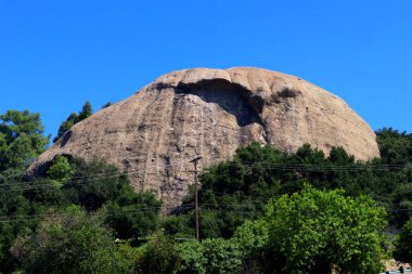 Kartal Kayası, Los Angeles Kartal Kayası Gölgesi kartala benzeyen büyük bir kaya parçası