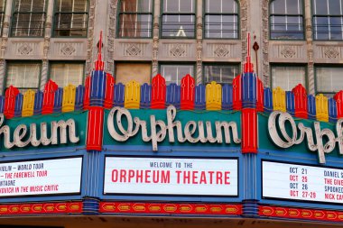 Los Angeles, Kaliforniya 9 Ekim 2023 Orpheum Tiyatrosu, Los Angeles 'ın merkezindeki tarihi Broadway Tiyatrosu 842 S. Broadway' deki tarihi tiyatro.