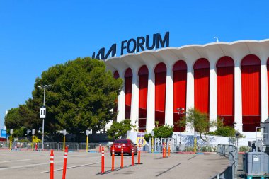 Inglewood (Los Angeles), Kaliforniya 6 Kasım 2023: KIA FORUM (The Forum), 3900 W. Manchester Bulvarı 'nda bulunan çok amaçlı bir kapalı arena. Inglewood