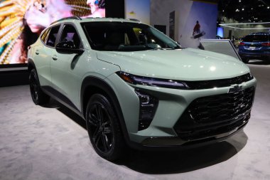 Los Angeles, Kaliforniya 17 Kasım 2023: 2023 Los Angeles Otomobil Fuarı 'nda CHEVROlet TRAX. Los Angeles Otomobil Fuarı Kuzey Amerika 'daki en büyük otomobil fuarlarından biridir.