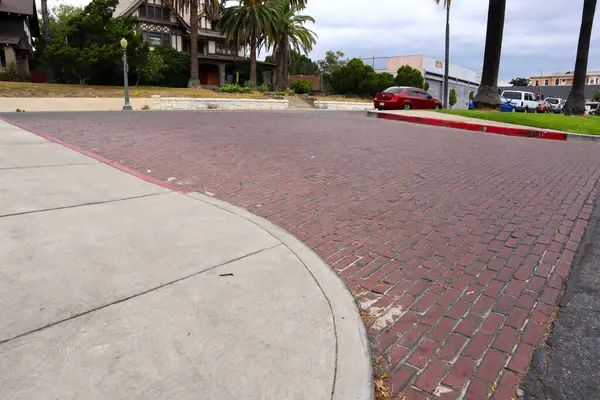 Los Angeles, Kaliforniya 15 Kasım 2023 Powers Place, Los Angeles 'ın en kısa caddesi, Alvarado Terrace Tarihi Bölgesi' nde yer almaktadır.