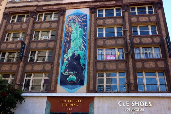 stock image Los Angeles, California  October 13, 2023: Lady Liberty Building, tile mural to commemorate the 100-year anniversary of the Statue of Liberty located at 843 S. Los Angeles St.