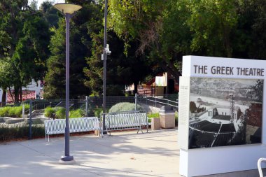 Los Angeles, Kaliforniya - 11 Aralık 2023: Griffith Park 'taki Yunan tiyatro amfitiyatrosu, 2700 N. Vermont Bulvarı, Los Angeles