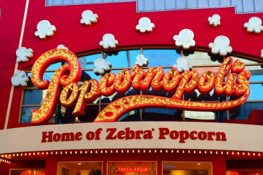Universal City, Hollywood, California - 3 Ekim 2023: Evrensel Stüdyolar Hollywood 'da Citywalk' ta Zebra Popcorn 'un Evi