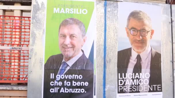 Abruzos Italia Marzo 2024 Carteles Del Muro Electoral Para Las — Vídeos de Stock