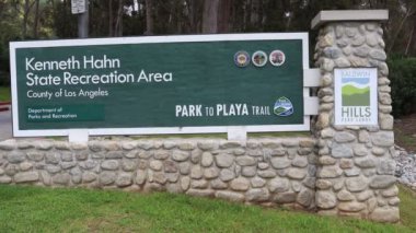 Los Angeles, Kaliforniya: Kenneth Hahn Eyalet Rekreasyon Alanı, Los Angeles Baldwin Hills Dağları 'ndaki California Eyalet Parkı birimi.