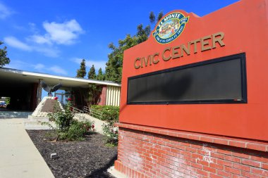 El Monte, LA County, Kaliforniya 25 Mayıs 2024: El Monte Şehir Merkezi, Polis Departmanı ve Belediye Binası