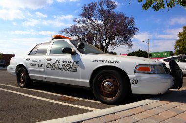 El Monte, LA County, California - 25 Mayıs 2024: El Monte Polis Aracı
