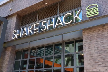 Hollywood, Los Angeles, Kaliforniya 16 Temmuz 2024 Shake Shack fast food restoranı