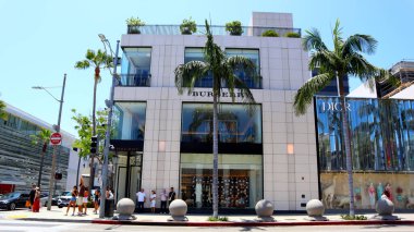 Beverly Hills, California - 18 Temmuz 2024: Rodeo Drive, Beverly Hills 'deki BURBERRY moda mağazası