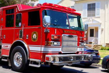 Beverly Hills, California - 18 Temmuz 2024: BEVERLY HILLS İtfaiye Ambulans Aracı