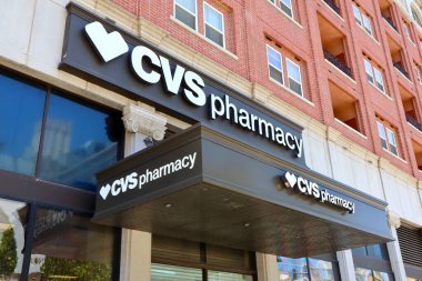 Los Angeles, California - 11 Mayıs 2024: CVS Eczane, Amerikan perakende ve sağlık şirketi