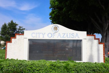 Azusa, Kaliforniya - 13 Mayıs 2024: Azusa Şehri, Azusa Belediye Binası 213 E Foothill Bulvarı, Azusa