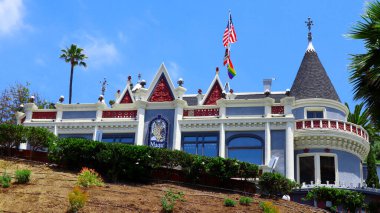 Los Angeles, California - 19 Haziran 2024: The Magic Castle Hotel and Club, şatafatlı konut 1909 'da inşa edildi.