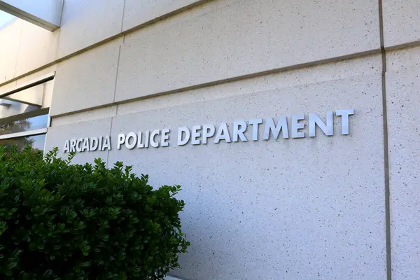 Arcadia, LA County, California - 14 Mayıs 2024: Arcadia Polis Departmanı 250 W. Huntington Drive, Arcadia, Kaliforniya