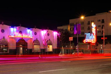 Hollywood, Los Angeles, California - 22 Temmuz 2024: Mel 'in Geceleyin Arabalı Sineması, 1660 Highland Bulvarı' ndaki Amerika 'nın En İkonik Lokantası