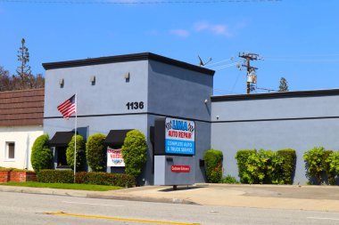 Monrovia, LA County, California - 19 Mayıs 2024: LIMA Auto Tamir, 1136 S Myrtle Bulvarı, Monrovia