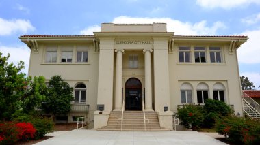 Glendora, LA County, California - 18 Mayıs 2024 Glendora Belediye Binası 116 E Foothill Bulvarı, Glendora