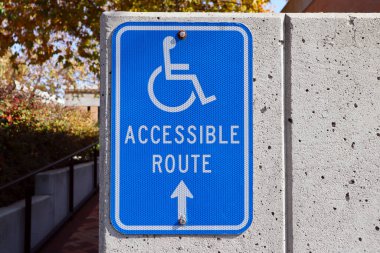 Tekerlekli sandalye Erişilebilir Giriş Yolu İşareti