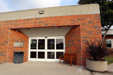 El Segundo, California - 19 Ocak 2025: El Segundo Belediye Binası 350 Main Street, El Segundo, Los Angeles