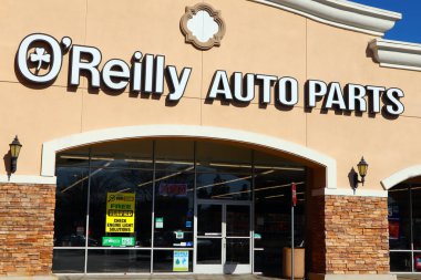Norwalk, California - 16 Ocak 2025: O 'Reilly Oto Parça Mağazası dış, oto yedek parça satıcısı
