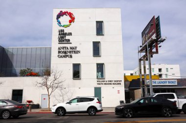 Los Angeles, Kaliforniya - 27 Şubat 2025: Los Angeles LGBT Merkezi, Anita May Rosenstein Kampüsü 1118 N. McCadden PI, Los Angeles, Kaliforniya