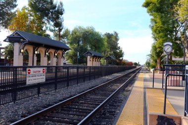 Claremont, California - 19 Aralık 2024: Güney Kaliforniya 'daki Claremont Tren İstasyonu