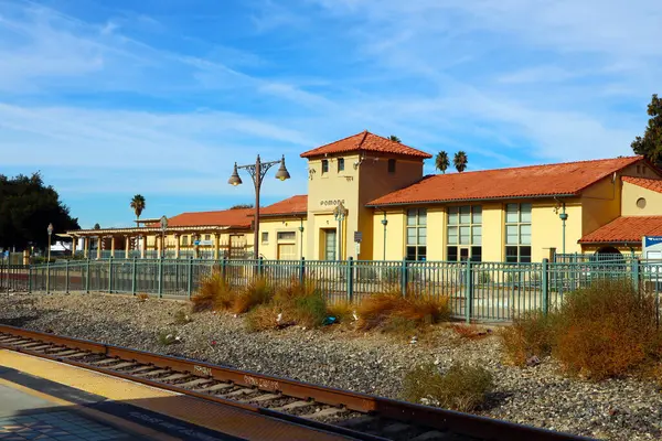 Pomona, California - 20 Aralık 2024: Tarihi Pomona Tren İstasyonu