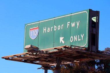 San Pedro, Los Angeles, Kaliforniya Limanı - 13 Ocak 2025: Harbor Fwy Otoyolu 110 Kuzey Otobanı